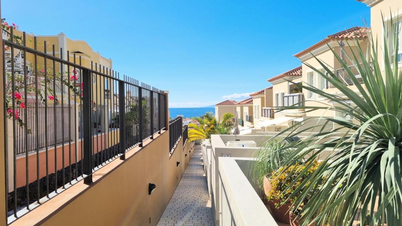 Lovely Apartment With Big Sunny Terrace بالم مار المظهر الخارجي الصورة