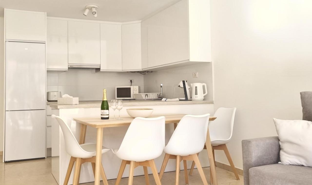 Lovely Apartment With Big Sunny Terrace بالم مار المظهر الخارجي الصورة