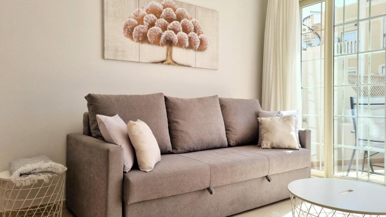 Lovely Apartment With Big Sunny Terrace بالم مار المظهر الخارجي الصورة