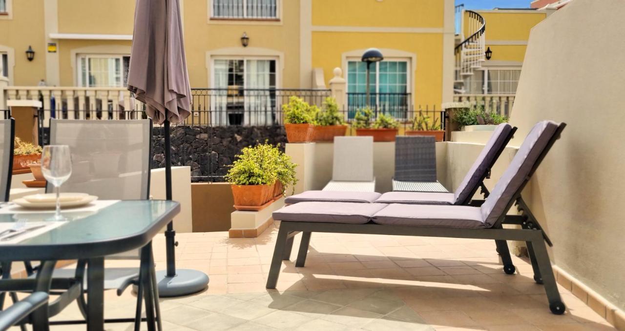 Lovely Apartment With Big Sunny Terrace بالم مار المظهر الخارجي الصورة